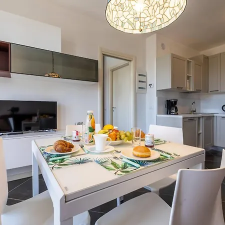 Corte Fasanella 25 - Gardagate Apartment Toscolano-Maderno