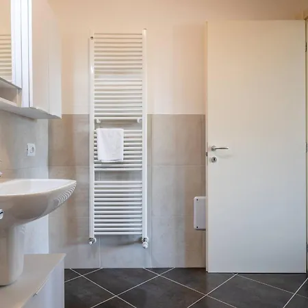 Corte Fasanella 25 - Gardagate Apartment